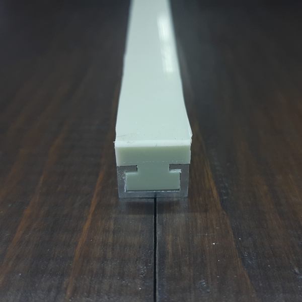 повзун з площадкою до т трека 18х11 повзун з площадкою до т трека 18х11