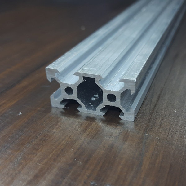 верстатний алюмінієвий профіль 20х40 V-слот верстатний алюмінієвий профіль 20х40 V-слот