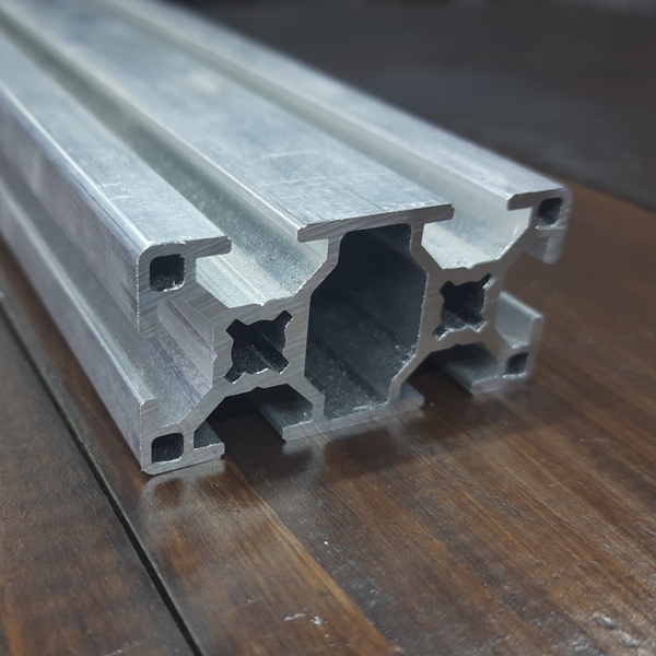 верстатний алюмінієвий профіль 30х60 T-слот верстатний алюмінієвий профіль 30х60 T-слот