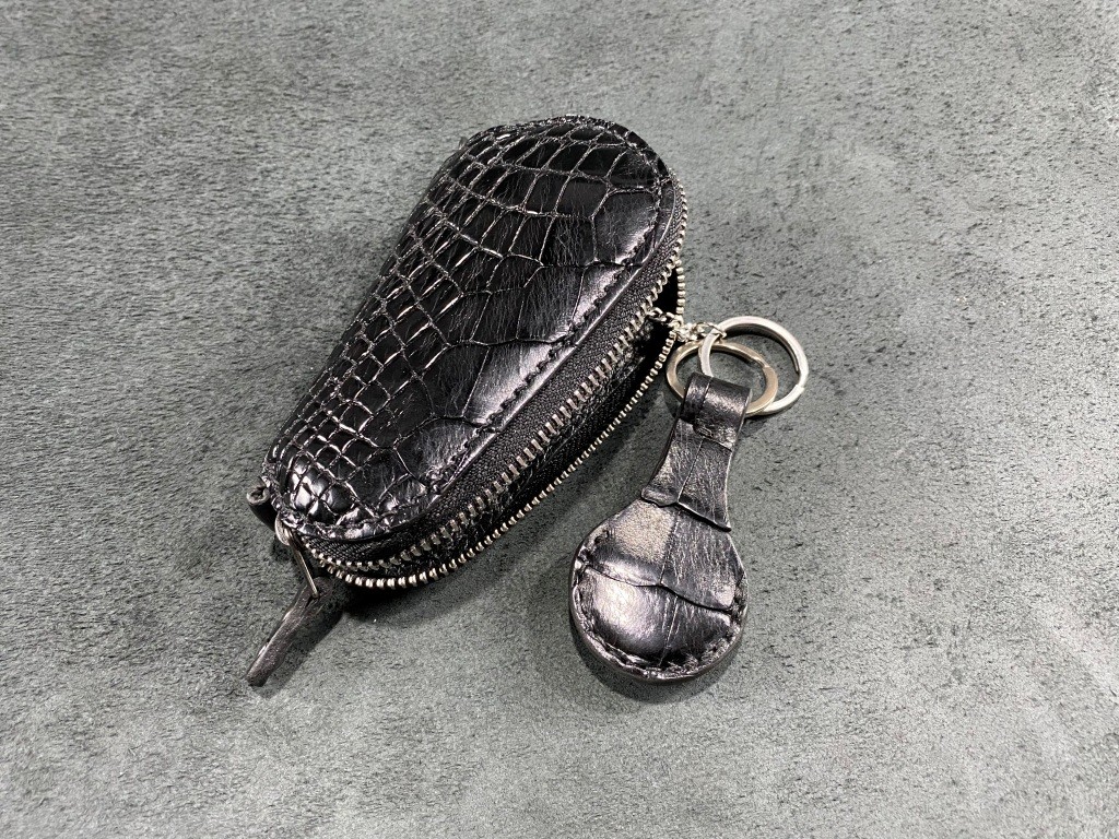 Шкіряна ключниця та брелок для зберігання чіпа домофона зі шкіри крокодила